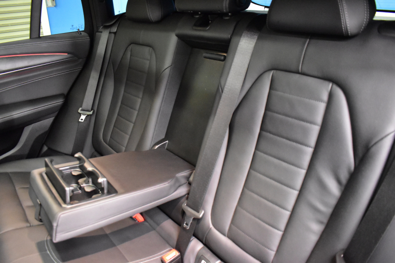 BMW X4 M40i LCI後期 1ｵｰﾅｰ ｾﾚｸﾄP 変更後ﾃﾞｻﾞｲﾝLEDﾍｯﾄﾞﾗｲﾄ&ﾃｰﾙ ﾊﾟﾉﾗﾏｻﾝﾙｰﾌ ﾗｲﾌﾞｺｸﾋﾟｯﾄ 可変Mｻｽ Fﾍﾞﾝﾁﾚｰｼｮﾝ&全席ﾋｰﾀｰ付黒革 ﾊｰﾏﾝｶｰﾄﾞﾝ 21AW 追従ACC HUD ｽﾃｱﾘﾝｸﾞﾋｰﾀｰ ﾀｯﾁﾊﾟﾈﾙﾅﾋﾞ ﾌﾙｾｸﾞ 全周囲ｶﾒﾗ 電動Rｹﾞｰﾄ 2年保証