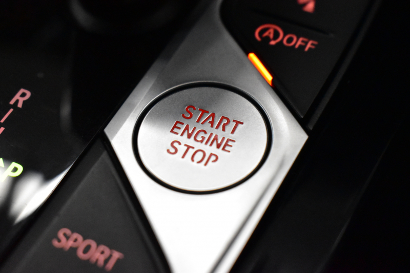 BMW X4 M40i LCI後期 1ｵｰﾅｰ ｾﾚｸﾄP 変更後ﾃﾞｻﾞｲﾝLEDﾍｯﾄﾞﾗｲﾄ&ﾃｰﾙ ﾊﾟﾉﾗﾏｻﾝﾙｰﾌ ﾗｲﾌﾞｺｸﾋﾟｯﾄ 可変Mｻｽ Fﾍﾞﾝﾁﾚｰｼｮﾝ&全席ﾋｰﾀｰ付黒革 ﾊｰﾏﾝｶｰﾄﾞﾝ 21AW 追従ACC HUD ｽﾃｱﾘﾝｸﾞﾋｰﾀｰ ﾀｯﾁﾊﾟﾈﾙﾅﾋﾞ ﾌﾙｾｸﾞ 全周囲ｶﾒﾗ 電動Rｹﾞｰﾄ 2年保証