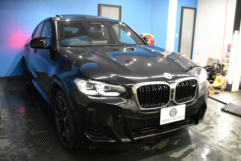 BMW X4 M40i LCI後期 1ｵｰﾅｰ ｾﾚｸﾄP 変更後ﾃﾞｻﾞｲﾝLEDﾍｯﾄﾞﾗｲﾄ&ﾃｰﾙ ﾊﾟﾉﾗﾏｻﾝﾙｰﾌ ﾗｲﾌﾞｺｸﾋﾟｯﾄ 可変Mｻｽ Fﾍﾞﾝﾁﾚｰｼｮﾝ&全席ﾋｰﾀｰ付黒革 ﾊｰﾏﾝｶｰﾄﾞﾝ 21AW 追従ACC HUD ｽﾃｱﾘﾝｸﾞﾋｰﾀｰ ﾀｯﾁﾊﾟﾈﾙﾅﾋﾞ ﾌﾙｾｸﾞ 全周囲ｶﾒﾗ 電動Rｹﾞｰﾄ 2年保証