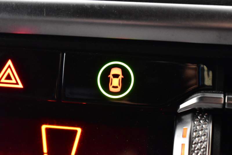 BMW X4 M40i LCI後期 1ｵｰﾅｰ ｾﾚｸﾄP 変更後ﾃﾞｻﾞｲﾝLEDﾍｯﾄﾞﾗｲﾄ&ﾃｰﾙ ﾊﾟﾉﾗﾏｻﾝﾙｰﾌ ﾗｲﾌﾞｺｸﾋﾟｯﾄ 可変Mｻｽ Fﾍﾞﾝﾁﾚｰｼｮﾝ&全席ﾋｰﾀｰ付黒革 ﾊｰﾏﾝｶｰﾄﾞﾝ 21AW 追従ACC HUD ｽﾃｱﾘﾝｸﾞﾋｰﾀｰ ﾀｯﾁﾊﾟﾈﾙﾅﾋﾞ ﾌﾙｾｸﾞ 全周囲ｶﾒﾗ 電動Rｹﾞｰﾄ 2年保証