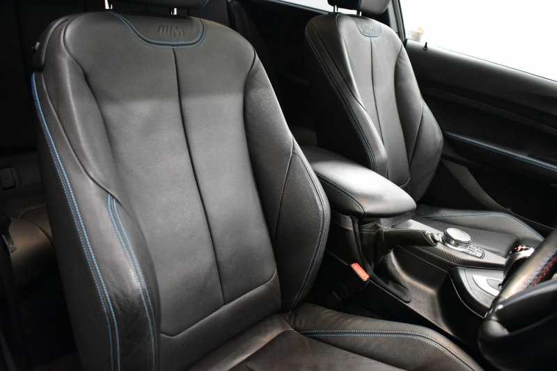 BMW Mシリーズ M2 MDCT 7速DCT LCI後期 ｾﾚｸﾄP ｻﾝﾙｰﾌ ﾊｰﾏﾝｶｰﾄﾞﾝ  ﾋｰﾀｰ付黒革 ﾍｷｻｺﾞﾅﾙLEDﾍｯﾄﾞﾗｲﾄ&ﾃｰﾙ ﾀｯﾁﾊﾟﾈﾙHDDﾅﾋﾞ Bｶﾒﾗ ﾘｱPDC 19AW 車線逸脱&歩行者警告 衝突軽減ﾌﾞﾚｰｷ ｶｰﾎﾞﾝｲﾝﾃﾘｱ 2年保証