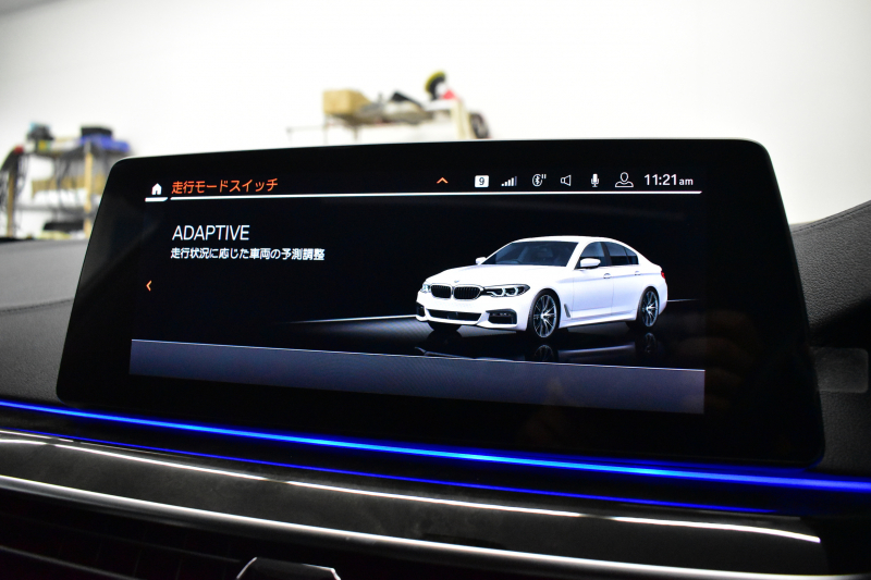 BMW 5シリーズ M550i Xﾄﾞﾗｲﾌﾞ ｱﾙﾃｨﾒｯﾄｴﾃﾞｨｼｮﾝ 55台限定車 4WD ｻﾝﾙｰﾌ ﾚｰｻﾞｰLEDﾍｯﾄﾞﾗｲﾄ ﾗｲﾌﾞｺｯｸﾋﾟｯﾄ ｺﾝﾌｫｰﾄｼｰﾄ 前席ﾏｯｻｰｼﾞ&ﾍﾞﾝﾁﾚｰﾀｰ 全席ﾋｰﾀｰ付黒革 可変Mｻｽ harman/kardon Mｽﾎﾟｰﾂﾌﾞﾚｰｷ ACC HUD 全周囲ｶﾒﾗ ﾌﾙｾｸﾞ 2年保証