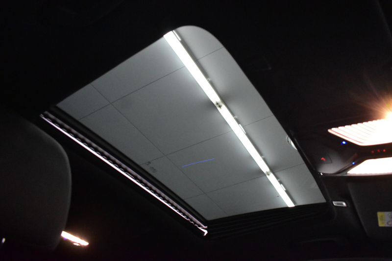 BMW 5シリーズ M550i Xﾄﾞﾗｲﾌﾞ ｱﾙﾃｨﾒｯﾄｴﾃﾞｨｼｮﾝ 55台限定車 4WD ｻﾝﾙｰﾌ ﾚｰｻﾞｰLEDﾍｯﾄﾞﾗｲﾄ ﾗｲﾌﾞｺｯｸﾋﾟｯﾄ ｺﾝﾌｫｰﾄｼｰﾄ 前席ﾏｯｻｰｼﾞ&ﾍﾞﾝﾁﾚｰﾀｰ 全席ﾋｰﾀｰ付黒革 可変Mｻｽ harman/kardon Mｽﾎﾟｰﾂﾌﾞﾚｰｷ ACC HUD 全周囲ｶﾒﾗ ﾌﾙｾｸﾞ 2年保証