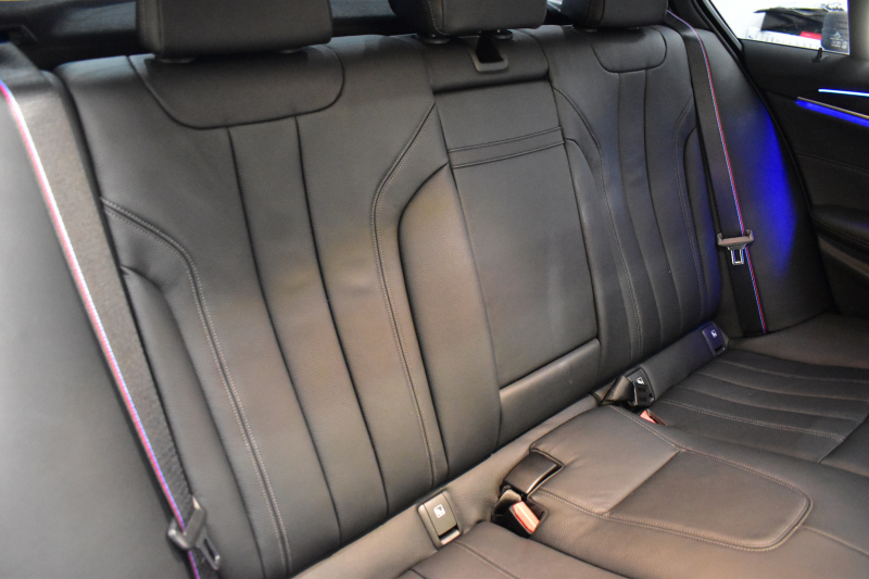 BMW 5シリーズ M550i Xﾄﾞﾗｲﾌﾞ ｱﾙﾃｨﾒｯﾄｴﾃﾞｨｼｮﾝ 55台限定車 4WD ｻﾝﾙｰﾌ ﾚｰｻﾞｰLEDﾍｯﾄﾞﾗｲﾄ ﾗｲﾌﾞｺｯｸﾋﾟｯﾄ ｺﾝﾌｫｰﾄｼｰﾄ 前席ﾏｯｻｰｼﾞ&ﾍﾞﾝﾁﾚｰﾀｰ 全席ﾋｰﾀｰ付黒革 可変Mｻｽ harman/kardon Mｽﾎﾟｰﾂﾌﾞﾚｰｷ ACC HUD 全周囲ｶﾒﾗ ﾌﾙｾｸﾞ 2年保証