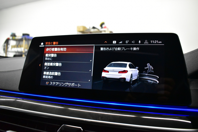 BMW 5シリーズ M550i Xﾄﾞﾗｲﾌﾞ ｱﾙﾃｨﾒｯﾄｴﾃﾞｨｼｮﾝ 55台限定車 4WD ｻﾝﾙｰﾌ ﾚｰｻﾞｰLEDﾍｯﾄﾞﾗｲﾄ ﾗｲﾌﾞｺｯｸﾋﾟｯﾄ ｺﾝﾌｫｰﾄｼｰﾄ 前席ﾏｯｻｰｼﾞ&ﾍﾞﾝﾁﾚｰﾀｰ 全席ﾋｰﾀｰ付黒革 可変Mｻｽ harman/kardon Mｽﾎﾟｰﾂﾌﾞﾚｰｷ ACC HUD 全周囲ｶﾒﾗ ﾌﾙｾｸﾞ 2年保証