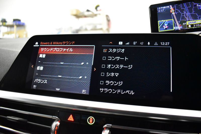 BMW 3シリーズ 320i Mｽﾎﾟｰﾂ ｲﾉﾍﾞｰｼｮﾝ&ﾊｲﾗｲﾝ&ｺﾝﾌｫｰﾄ&ｻｳﾝﾄﾞP ﾚｰｻﾞｰLEDﾍｯﾄﾞﾗｲﾄ ﾋｰﾀｰ付白革 可変Mｻｽ  追従ACC HUD ﾗｲﾌﾞｺｯｸﾋﾟｯﾄ全周囲ｶﾒﾗ ｱｯﾌﾟﾙｶｰﾌﾟﾚｲ haraman/kardon 1ｵｰﾅｰ 電動ﾄﾗﾝｸ2年保証