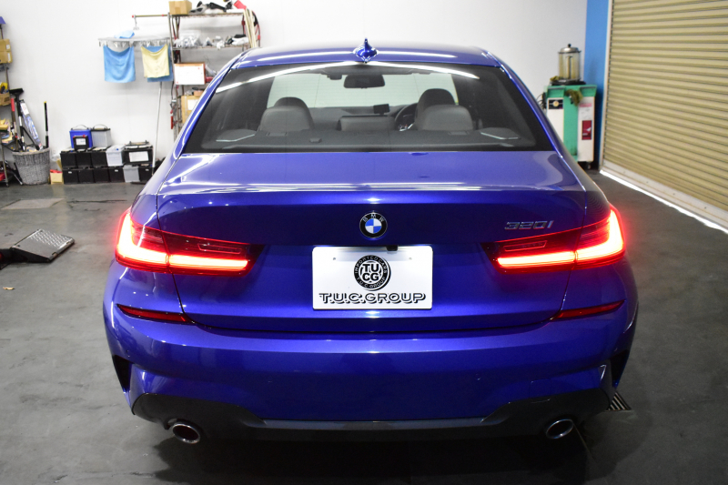 BMW 3シリーズ 320i Mｽﾎﾟｰﾂ ｲﾉﾍﾞｰｼｮﾝ&ﾊｲﾗｲﾝ&ｺﾝﾌｫｰﾄ&ｻｳﾝﾄﾞP ﾚｰｻﾞｰLEDﾍｯﾄﾞﾗｲﾄ ﾋｰﾀｰ付白革 可変Mｻｽ  追従ACC HUD ﾗｲﾌﾞｺｯｸﾋﾟｯﾄ全周囲ｶﾒﾗ ｱｯﾌﾟﾙｶｰﾌﾟﾚｲ haraman/kardon 1ｵｰﾅｰ 電動ﾄﾗﾝｸ2年保証