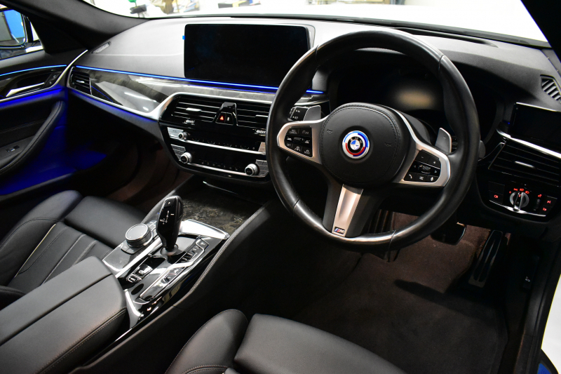 BMW 5シリーズ 530i Mｽﾎﾟｰﾂ LCI後期 高出力ﾓﾃﾞﾙ 全席ﾋｰﾀｰ付黒革 LEDﾍｯﾄﾞﾗｲﾄ 可変ｻｽﾍﾟﾝｼｮﾝ ﾗｲﾌﾞｺｸﾋﾟｯﾄ ACC HUD LCW ﾀｯﾁﾊﾟﾈﾙﾅﾋﾞ全周囲ｶﾒﾗTV 電動ﾄﾗﾝｸ Mｽﾎﾟｰﾂﾌﾞﾚｰｷ  19AW 2年保証