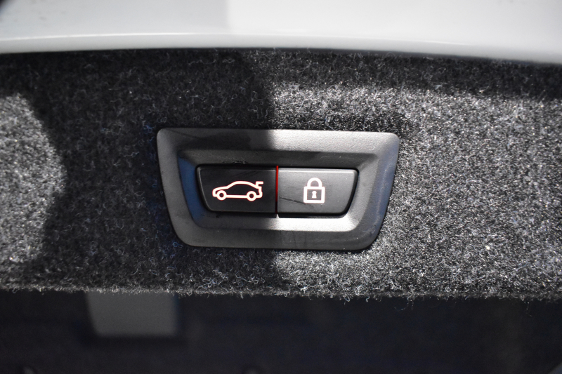 BMW 5シリーズ 530i Mｽﾎﾟｰﾂ LCI後期 高出力ﾓﾃﾞﾙ 全席ﾋｰﾀｰ付黒革 LEDﾍｯﾄﾞﾗｲﾄ 可変ｻｽﾍﾟﾝｼｮﾝ ﾗｲﾌﾞｺｸﾋﾟｯﾄ ACC HUD LCW ﾀｯﾁﾊﾟﾈﾙﾅﾋﾞ全周囲ｶﾒﾗTV 電動ﾄﾗﾝｸ Mｽﾎﾟｰﾂﾌﾞﾚｰｷ  2年保証