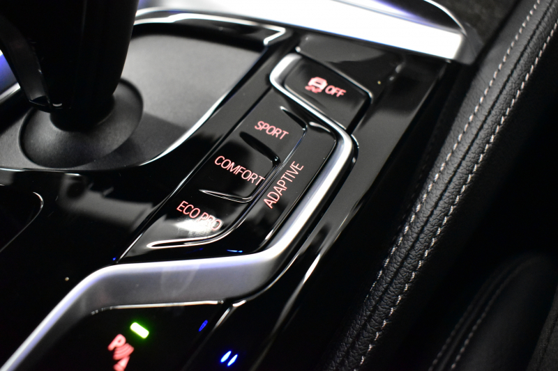 BMW 5シリーズ 530i Mｽﾎﾟｰﾂ LCI後期 高出力ﾓﾃﾞﾙ 全席ﾋｰﾀｰ付黒革 LEDﾍｯﾄﾞﾗｲﾄ 可変ｻｽﾍﾟﾝｼｮﾝ ﾗｲﾌﾞｺｸﾋﾟｯﾄ ACC HUD LCW ﾀｯﾁﾊﾟﾈﾙﾅﾋﾞ全周囲ｶﾒﾗTV 電動ﾄﾗﾝｸ Mｽﾎﾟｰﾂﾌﾞﾚｰｷ  2年保証