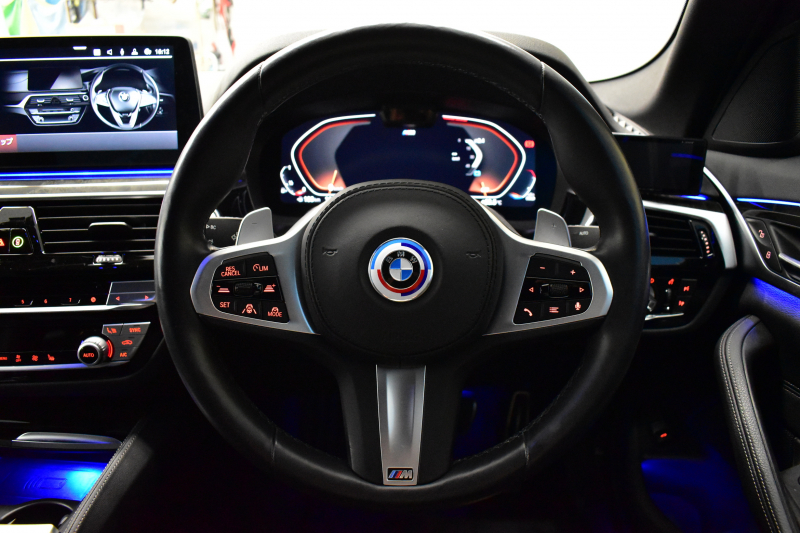 BMW 5シリーズ 530i Mｽﾎﾟｰﾂ LCI後期 高出力ﾓﾃﾞﾙ 全席ﾋｰﾀｰ付黒革 LEDﾍｯﾄﾞﾗｲﾄ 可変ｻｽﾍﾟﾝｼｮﾝ ﾗｲﾌﾞｺｸﾋﾟｯﾄ ACC HUD LCW ﾀｯﾁﾊﾟﾈﾙﾅﾋﾞ全周囲ｶﾒﾗTV 電動ﾄﾗﾝｸ Mｽﾎﾟｰﾂﾌﾞﾚｰｷ  19AW 2年保証