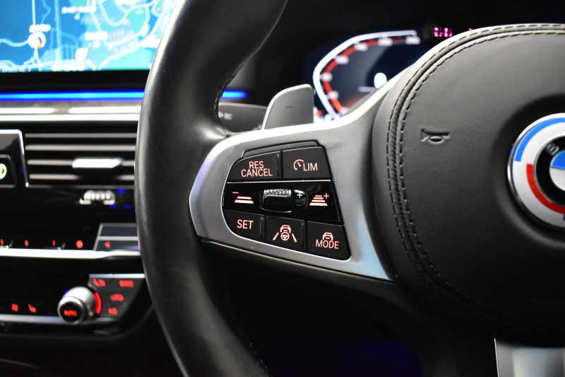 BMW 5シリーズ 530i Mｽﾎﾟｰﾂ LCI後期 高出力ﾓﾃﾞﾙ 全席ﾋｰﾀｰ付黒革 LEDﾍｯﾄﾞﾗｲﾄ 可変ｻｽﾍﾟﾝｼｮﾝ ﾗｲﾌﾞｺｸﾋﾟｯﾄ ACC HUD LCW ﾀｯﾁﾊﾟﾈﾙﾅﾋﾞ全周囲ｶﾒﾗTV 電動ﾄﾗﾝｸ Mｽﾎﾟｰﾂﾌﾞﾚｰｷ  2年保証