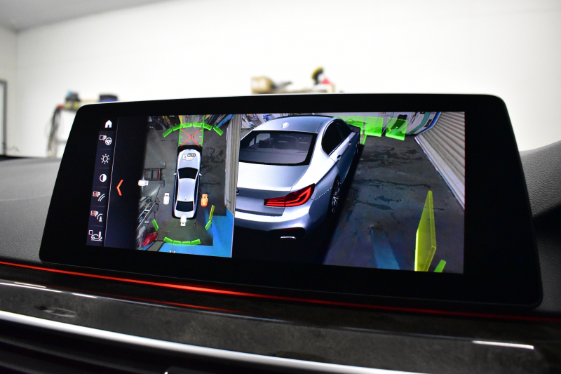 BMW 5シリーズ 530e Mｽﾎﾟｰﾂ iﾊﾟﾌｫｰﾏﾝｽ PHEV ｻﾝﾙｰﾌ ｾﾚｸﾄ&ﾊｲﾉﾍﾞｰｼｮﾝ&ﾊｲﾗｲﾝ&ｱﾄﾞﾊﾞﾝｽP 全面液晶ﾒｰﾀｰ 19AW 全席ﾋｰﾀｰ付黒革 ﾊｰﾏﾝｶｰﾄﾞﾝ 4ｿﾞｰﾝAC LEDﾍｯﾄﾞﾗｲﾄ ACC HUD LCW ﾀｯﾁﾊﾟﾈﾙﾅﾋﾞ全周囲ｶﾒﾗ ﾌﾙｾｸﾞﾜｲﾔﾚｽ充電 電動ﾄﾗﾝｸ 2年保証