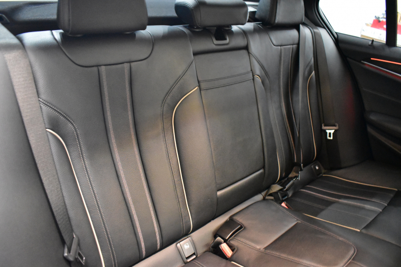 BMW 5シリーズ 530e Mｽﾎﾟｰﾂ iﾊﾟﾌｫｰﾏﾝｽ PHEV ｻﾝﾙｰﾌ ｾﾚｸﾄ&ﾊｲﾉﾍﾞｰｼｮﾝ&ﾊｲﾗｲﾝ&ｱﾄﾞﾊﾞﾝｽP 全面液晶ﾒｰﾀｰ 19AW 全席ﾋｰﾀｰ付黒革 ﾊｰﾏﾝｶｰﾄﾞﾝ 4ｿﾞｰﾝAC LEDﾍｯﾄﾞﾗｲﾄ ACC HUD LCW ﾀｯﾁﾊﾟﾈﾙﾅﾋﾞ全周囲ｶﾒﾗ ﾌﾙｾｸﾞﾜｲﾔﾚｽ充電 電動ﾄﾗﾝｸ 2年保証