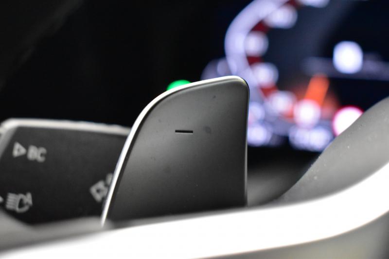 BMW 4シリーズ M440i xDriveｶﾌﾞﾘｵﾚ 4WD ｺﾝﾌｫｰﾄP ﾋｰﾀｰ付individualｴｸｽﾃﾝﾄﾞﾀﾙﾄｩｰﾌｫﾒﾘﾉﾚｻﾞｰ ｴｱｶﾗｰ ﾚｰｻﾞｰLEDﾍｯﾄﾞﾗｲﾄ ACC HUD Mｽﾎﾟｰﾂﾃﾞﾌ&ﾌﾞﾚｰｷ 可変Mｻｽ ﾗｲﾌﾞｺｯｸﾋﾟｯﾄﾀｯﾁﾊﾟﾈﾙﾅﾋﾞ Apple Car Play ﾌﾙｾｸﾞ harman/kardon 19AW 2年保証