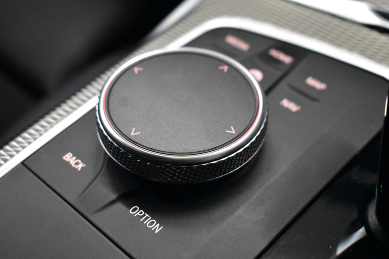 BMW 3シリーズ 330i Mｽﾎﾟｰﾂ 高出力ﾓﾃﾞﾙ 1ｵｰﾅｰ ｲﾉﾍﾞｰｼｮﾝ&ｺﾝﾌｫｰﾄP ﾋｰﾀｰ付ﾊｰﾌ黒革 ACC HUD 18AW Mｽﾎﾟｰﾂﾌﾞﾚｰｷ ﾗｲﾌﾞｺｯｸﾋﾟｯﾄ ｼﾞｪｽﾁｬｰC付ﾀｯﾁﾊﾟﾈﾙHDDﾅﾋﾞ全周囲ｶﾒﾗ ｱｯﾌﾟﾙｶｰﾌﾟﾚｲ 電動ﾄﾗﾝｸ 2年保証