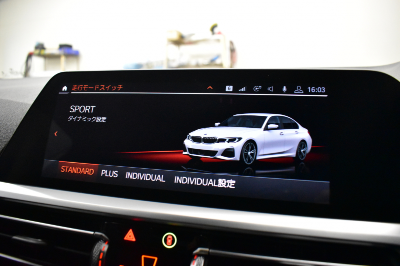 BMW 3シリーズ 330i Mｽﾎﾟｰﾂ 高出力ﾓﾃﾞﾙ 1ｵｰﾅｰ ｲﾉﾍﾞｰｼｮﾝ&ｺﾝﾌｫｰﾄP ﾋｰﾀｰ付ﾊｰﾌ黒革 ACC HUD 18AW Mｽﾎﾟｰﾂﾌﾞﾚｰｷ ﾗｲﾌﾞｺｯｸﾋﾟｯﾄ ｼﾞｪｽﾁｬｰC付ﾀｯﾁﾊﾟﾈﾙHDDﾅﾋﾞ全周囲ｶﾒﾗ ｱｯﾌﾟﾙｶｰﾌﾟﾚｲ 電動ﾄﾗﾝｸ 2年保証