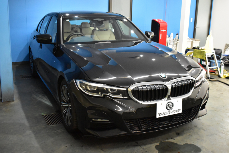 BMW 3シリーズ 320i Mｽﾎﾟｰﾂ ﾊｲﾗｲﾝP ﾋｰﾀｰ付白革 全周囲ｶﾒﾗ ﾜｲﾔﾚｽ充電 ﾌﾙｾｸﾞTV 追従ACC LCW 衝突軽減B 車線逸脱&歩行者警告 ﾗｲﾌﾞｺｯｸﾋﾟｯﾄ ｱｯﾌﾟﾙｶｰﾌﾟﾚｲ ﾌﾙｾｸﾞ ｳｯﾄﾞｲﾝﾃﾘｱ 2年保証