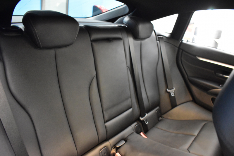 BMW 4シリーズ 420iｸﾞﾗﾝｸｰﾍﾟ Mｽﾎﾟｰﾂ LCI後期 ﾋｰﾀｰ付黒革 追従ACC 液晶ﾒｰﾀｰ ﾍｷｻｺﾞﾅﾙLEDﾍｯﾄﾞﾗｲﾄ&ﾃｰﾙ 19AW 車線変更&逸脱&歩行者警告 衝突軽減B  ﾀｯﾁﾊﾟﾈﾙ付iﾄﾞﾗｲﾌﾞHDDﾅﾋﾞﾌﾙｾｸﾞTV Bｶﾒﾗ 前後PDC ﾊﾟﾄﾞﾙｼﾌﾄ 電動ﾘｱｹﾞｰﾄ ｽﾏｰﾄｷｰ 2年保証