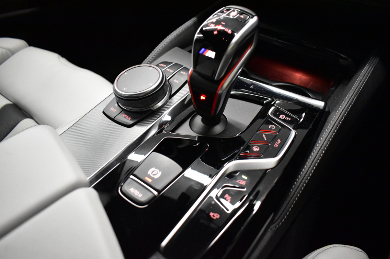 BMW Mシリーズ M5 V8ﾂｲﾝﾀｰﾎﾞ600馬力 MxDrive（4WD/2WD切替可）ｺﾝﾌｫｰﾄP  全席ﾋｰﾀｰ&前席ﾍﾞﾝﾁﾚｰｼｮﾝ&ﾏｯｻｰｼﾞ付白革 ﾅｲﾄﾋﾞｼﾞｮﾝ ｽﾃｱﾘﾝｸﾞﾋｰﾀｰ ｱﾝﾋﾞｴﾝﾄｴｱP  追従ACC LCW LEDﾍｯﾄﾞﾗｲﾄ HUD ﾀﾞｰｸｶｰﾎﾞﾝｱﾙﾐｲﾝﾃﾘｱ 液晶ﾒｰﾀｰ 3Dﾋﾞｭｰ 20AW 2年保証