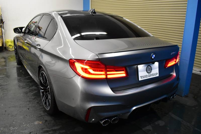 BMW Mシリーズ M5 V8ﾂｲﾝﾀｰﾎﾞ600馬力 MxDrive（4WD/2WD切替可）ｺﾝﾌｫｰﾄP  全席ﾋｰﾀｰ&前席ﾍﾞﾝﾁﾚｰｼｮﾝ&ﾏｯｻｰｼﾞ付白革 ﾅｲﾄﾋﾞｼﾞｮﾝ ｽﾃｱﾘﾝｸﾞﾋｰﾀｰ ｱﾝﾋﾞｴﾝﾄｴｱP  追従ACC LCW LEDﾍｯﾄﾞﾗｲﾄ HUD ﾀﾞｰｸｶｰﾎﾞﾝｱﾙﾐｲﾝﾃﾘｱ 液晶ﾒｰﾀｰ 3Dﾋﾞｭｰ 20AW 2年保証