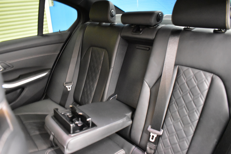 BMW 3シリーズ M340i Xﾄﾞﾗｲﾌﾞ LCI後期 新車保証R9月1月迄 1ｵｰﾅｰ individualﾀﾝｻﾞﾅｲﾄﾌﾞﾙｰ外装  ｻﾝﾙｰﾌ ﾋｰﾀｰ付黒ﾒﾘﾉ革 ｽﾃｱﾘﾝｸﾞﾋｰﾀｰ  ｶｰﾌﾞﾄﾞﾃﾞｨｽﾌﾟﾚｲ ACC HUD 可変Mｻｽ 19AW Mｽﾎﾟｰﾂﾌﾞﾚｰｷ&ﾃﾞﾌ ﾀｯﾁﾊﾟﾈﾙﾅﾋﾞ全周囲ｶﾒﾗ ﾊｰﾏﾝｶｰﾄﾞﾝ 2年保証