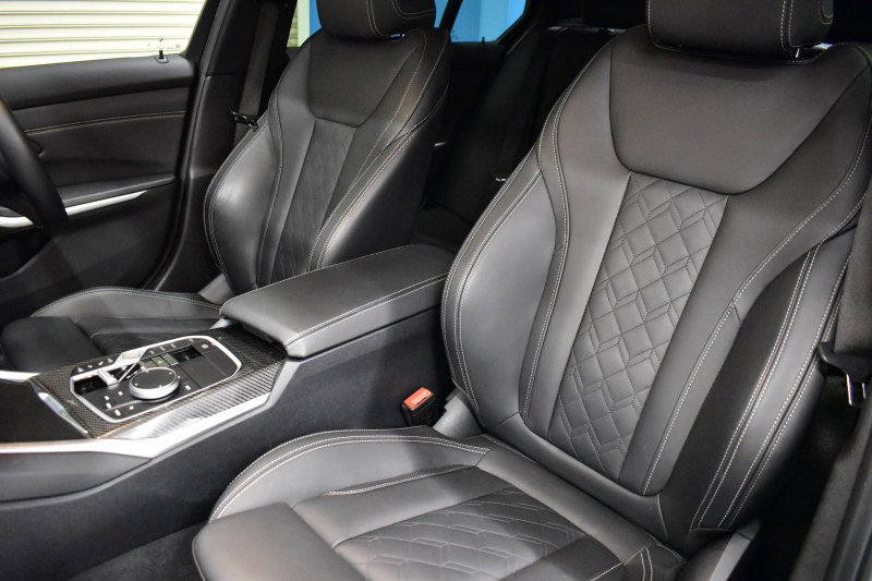 BMW 3シリーズ M340i Xﾄﾞﾗｲﾌﾞ LCI後期 新車保証R9月1月迄 1ｵｰﾅｰ individualﾀﾝｻﾞﾅｲﾄﾌﾞﾙｰ外装  ｻﾝﾙｰﾌ ﾋｰﾀｰ付黒ﾒﾘﾉ革 ｽﾃｱﾘﾝｸﾞﾋｰﾀｰ  ｶｰﾌﾞﾄﾞﾃﾞｨｽﾌﾟﾚｲ ACC HUD 可変Mｻｽ 19AW Mｽﾎﾟｰﾂﾌﾞﾚｰｷ&ﾃﾞﾌ ﾀｯﾁﾊﾟﾈﾙﾅﾋﾞ全周囲ｶﾒﾗ ﾊｰﾏﾝｶｰﾄﾞﾝ 2年保証