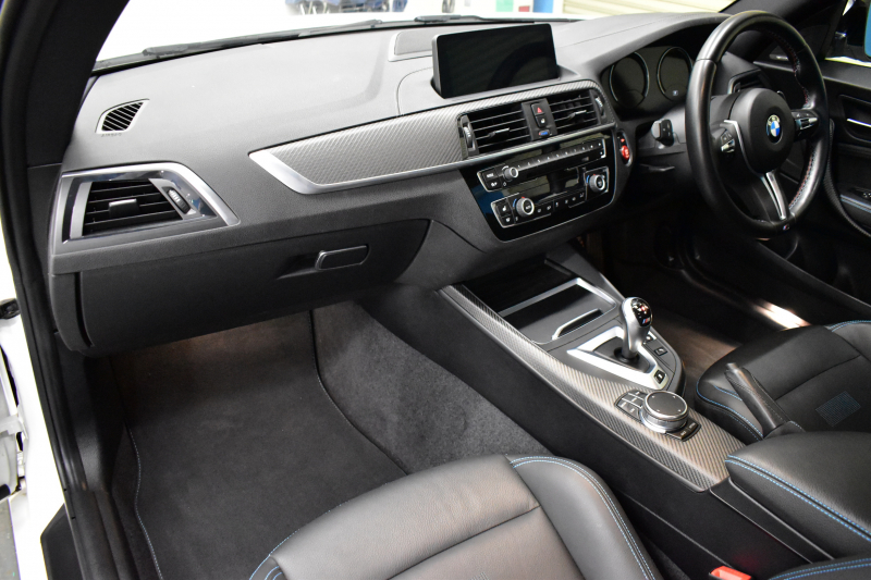 BMW Mシリーズ M2 ｺﾝﾍﾟﾃｨｼｮﾝ MDCT 7速DCT LCI後期  ﾊｰﾏﾝｶｰﾄﾞﾝ 専用410馬力ｴﾝｼﾞﾝ LEDﾍｯﾄﾞﾗｲﾄ&ﾃｰﾙ ﾋｰﾀｰ付黒革 ﾀｯﾁﾊﾟﾈﾙHDDﾅﾋﾞBｶﾒﾗ 19AW 衝突軽減ﾌﾞﾚｰｷ 車線逸脱＆歩行者警告  Mｼｰﾄﾍﾞﾙﾄ 2年保証