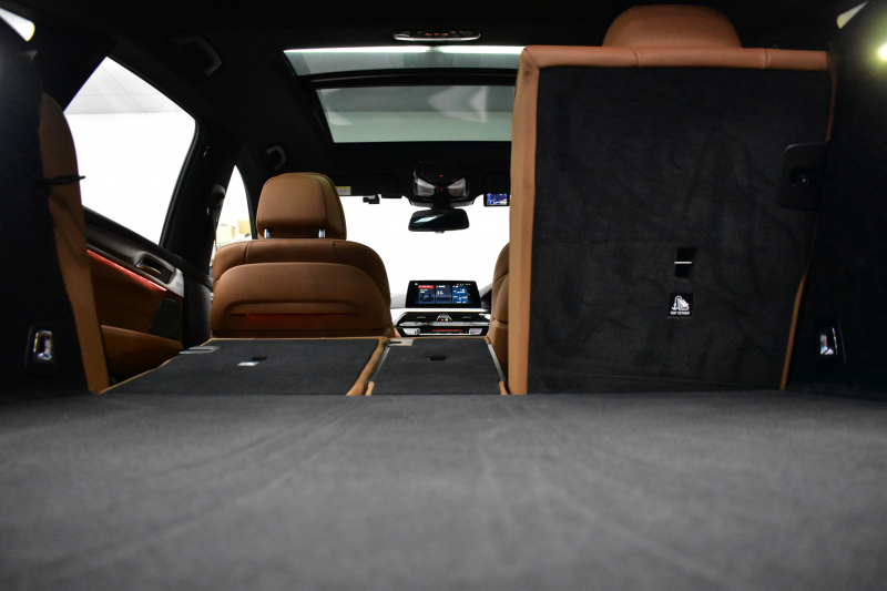 BMW 6シリーズ 623dｸﾞﾗﾝﾂｰﾘｽﾓ Mｽﾎﾟｰﾂ ｱｯﾌﾟｸﾞﾚｰﾄﾞ＆ｺﾝﾌｫｰﾄP ﾊﾟﾉﾗﾏｻﾝﾙｰﾌ ﾋｰﾀｰ&ﾍﾞﾝﾁﾚｰｼｮﾝ＆ﾏｯｻｰｼﾞ付ｺﾆｬｯｸ革 Apple Car Play 全面液晶ﾒｰﾀｰ LEDﾍｯﾄﾞﾗｲﾄ  ACC ﾊｰﾏﾝｶｰﾄﾞﾝｻｳﾝﾄﾞ  HUD LCW 20AW  ﾀｯﾁﾊﾟﾈﾙﾅﾋﾞ全周囲ｶﾒ 電動Rｹﾞｰﾄ 2年保証