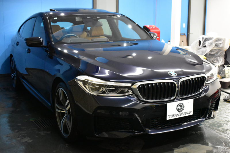 BMW 6シリーズ 623dｸﾞﾗﾝﾂｰﾘｽﾓ Mｽﾎﾟｰﾂ ｱｯﾌﾟｸﾞﾚｰﾄﾞ＆ｺﾝﾌｫｰﾄP ﾊﾟﾉﾗﾏｻﾝﾙｰﾌ ﾋｰﾀｰ&ﾍﾞﾝﾁﾚｰｼｮﾝ＆ﾏｯｻｰｼﾞ付ｺﾆｬｯｸ革 Apple Car Play 全面液晶ﾒｰﾀｰ LEDﾍｯﾄﾞﾗｲﾄ  ACC ﾊｰﾏﾝｶｰﾄﾞﾝｻｳﾝﾄﾞ  HUD LCW 20AW  ﾀｯﾁﾊﾟﾈﾙﾅﾋﾞ全周囲ｶﾒ 電動Rｹﾞｰﾄ 2年保証