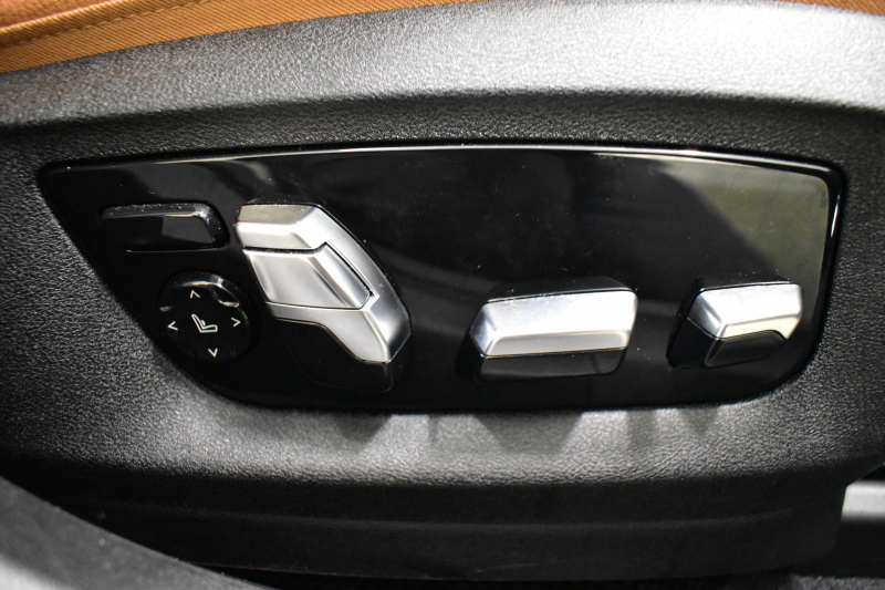 BMW 6シリーズ 623dｸﾞﾗﾝﾂｰﾘｽﾓ Mｽﾎﾟｰﾂ ｱｯﾌﾟｸﾞﾚｰﾄﾞ＆ｺﾝﾌｫｰﾄP ﾊﾟﾉﾗﾏｻﾝﾙｰﾌ ﾋｰﾀｰ&ﾍﾞﾝﾁﾚｰｼｮﾝ＆ﾏｯｻｰｼﾞ付ｺﾆｬｯｸ革 Apple Car Play 全面液晶ﾒｰﾀｰ LEDﾍｯﾄﾞﾗｲﾄ  ACC ﾊｰﾏﾝｶｰﾄﾞﾝｻｳﾝﾄﾞ  HUD LCW 20AW  ﾀｯﾁﾊﾟﾈﾙﾅﾋﾞ全周囲ｶﾒ 電動Rｹﾞｰﾄ 2年保証