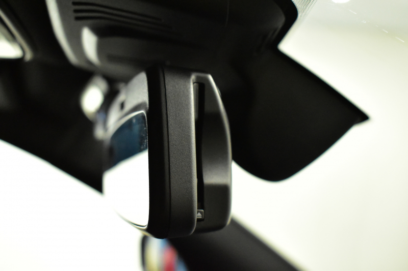 BMW 3シリーズ 330i Mｽﾎﾟｰﾂ 高出力ﾓﾃﾞﾙ ﾃﾞﾋﾞｭｰ&ｺﾝﾌｫｰﾄP ﾋｰﾀｰ付黒革 全周囲ｶﾒﾗ ACC 19AW Mｽﾎﾟｰﾂﾌﾞﾚｰｷ LEDﾍｯﾄﾞﾗｲﾄ ﾗｲﾌﾞｺｯｸﾋﾟｯﾄ ﾀｯﾁﾊﾟﾈﾙHDDﾅﾋﾞ ｱｯﾌﾟﾙｶｰﾌﾟﾚｲ ｳｯﾄﾞｲﾝﾃﾘｱ 電動ﾄﾗﾝｸ 2年保証