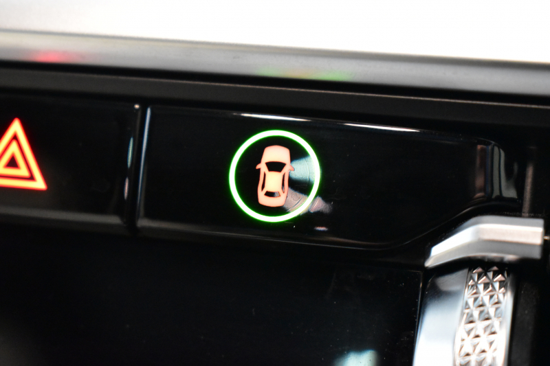 BMW 3シリーズ M340i Xﾄﾞﾗｲﾌﾞ ﾂｰﾘﾝｸﾞ ｲﾉﾍﾞｰｼｮﾝP ﾊﾟﾉﾗﾏｻﾝﾙｰﾌ ﾋｰﾀｰ付白革 追従ACC HUD ﾚｰｻﾞｰLEDﾗｲﾄ ｼﾞｪｽﾁｬｰC付ﾀｯﾁﾊﾟﾈﾙﾅﾋﾞ全周囲ｶﾒﾗ ﾊｰﾏﾝｶｰﾄﾞﾝ 車線変更&逸脱警告 衝突軽減B 電動Rｹﾞｰﾄ 2年保証