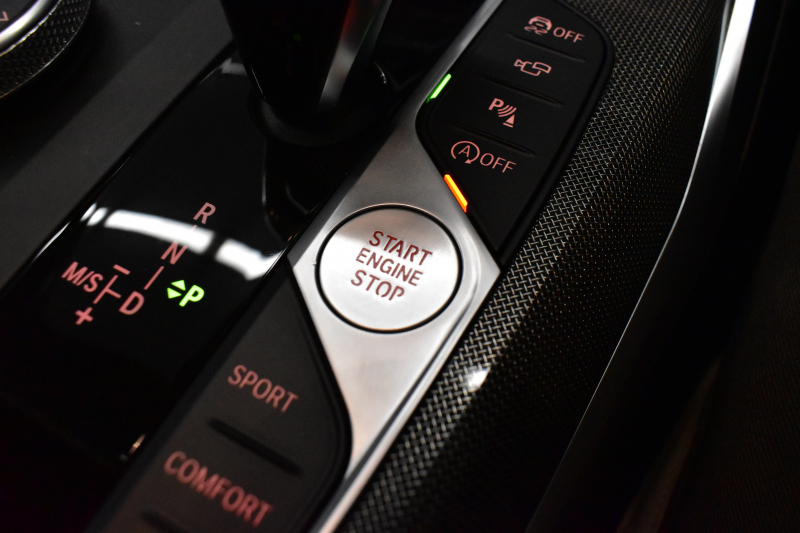 BMW 3シリーズ M340i Xﾄﾞﾗｲﾌﾞ ﾂｰﾘﾝｸﾞ ｲﾉﾍﾞｰｼｮﾝP ﾊﾟﾉﾗﾏｻﾝﾙｰﾌ ﾋｰﾀｰ付白革 追従ACC HUD ﾚｰｻﾞｰLEDﾗｲﾄ ｼﾞｪｽﾁｬｰC付ﾀｯﾁﾊﾟﾈﾙﾅﾋﾞ全周囲ｶﾒﾗ ﾊｰﾏﾝｶｰﾄﾞﾝ 車線変更&逸脱警告 衝突軽減B 電動Rｹﾞｰﾄ 2年保証