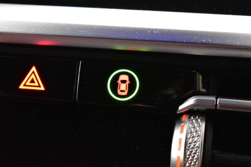 BMW 4シリーズ M440i xDriveｶﾌﾞﾘｵﾚ 4WD 1ｵｰﾅｰ ｺﾝﾌｫｰﾄP ﾋｰﾀｰ付赤革 ｴｱｶﾗｰ ﾚｰｻﾞｰLEDﾍｯﾄﾞﾗｲﾄ ACC HUD Mｽﾎﾟｰﾂﾃﾞﾌ&ﾌﾞﾚｰｷ 可変Mｻｽ ﾗｲﾌﾞｺｯｸﾋﾟｯﾄﾀｯﾁﾊﾟﾈﾙﾅﾋﾞ全周囲ｶﾒﾗ Apple Car Play ﾌﾙｾｸﾞ harman/kardon 19AW ﾋﾟｱﾉﾌﾞﾗｯｸｲﾝﾃﾘｱ 2年保証