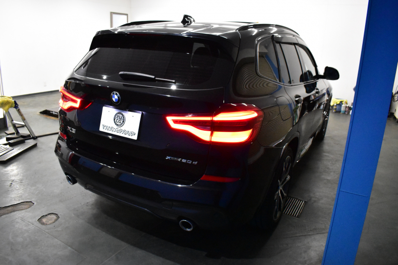 BMW X3 Xﾄﾞﾗｲﾌﾞ20d Mｽﾎﾟｰﾂ ｾﾚｸﾄ&ﾊｲﾗｲﾝP ﾊﾟﾉﾗﾏｻﾝR 型式変更後ﾓﾃﾞﾙ（UZ20） ﾗｲﾌﾞｺｯｸﾋﾟｯﾄ  20AW 前席ﾍﾞﾝﾁﾚｰｼｮﾝ LEDﾍｯﾄﾞﾗｲﾄ 追従ACC HUD 全席ﾋｰﾀｰ付茶革 LCW ﾀｯﾁﾊﾟﾈﾙﾅﾋﾞﾌﾙｾｸﾞ全周囲ｶﾒﾗ3Dﾋﾞｭｰ ﾜｲﾔﾚｽ充電  2年保証