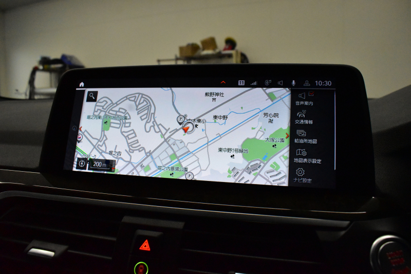 BMW X3 Xﾄﾞﾗｲﾌﾞ20d Mｽﾎﾟｰﾂ ｾﾚｸﾄ&ﾊｲﾗｲﾝP ﾊﾟﾉﾗﾏｻﾝR 型式変更後ﾓﾃﾞﾙ（UZ20） ﾗｲﾌﾞｺｯｸﾋﾟｯﾄ  20AW 前席ﾍﾞﾝﾁﾚｰｼｮﾝ LEDﾍｯﾄﾞﾗｲﾄ 追従ACC HUD 全席ﾋｰﾀｰ付茶革 LCW ﾀｯﾁﾊﾟﾈﾙﾅﾋﾞﾌﾙｾｸﾞ全周囲ｶﾒﾗ3Dﾋﾞｭｰ ﾜｲﾔﾚｽ充電  2年保証