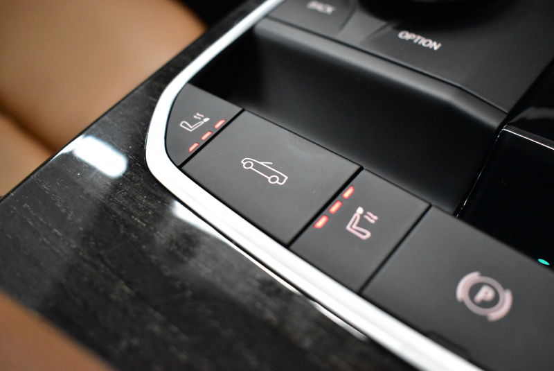 BMW 4シリーズ 420i ｶﾌﾞﾘｵﾚ Mｽﾎﾟｰﾂ ｺﾝﾌｫｰﾄP 1ｵｰﾅｰ ﾋｰﾀｰ付ｺﾆｬｯｸ革 ｴｱｶﾗｰ 全周囲ｶﾒﾗ LEDﾍｯﾄﾞ ACC LCW ﾗｲﾌﾞｺｯｸﾋﾟｯﾄﾀｯﾁﾊﾟﾈﾙﾅﾋﾞPｱｼｽﾄ Apple Car Play 19AW ｳｯﾄﾞｲﾝﾃﾘｱ ｳｲﾝﾄﾞﾘﾌﾚｸﾀｰ ｽﾏｰﾄｷｰ 2年保証