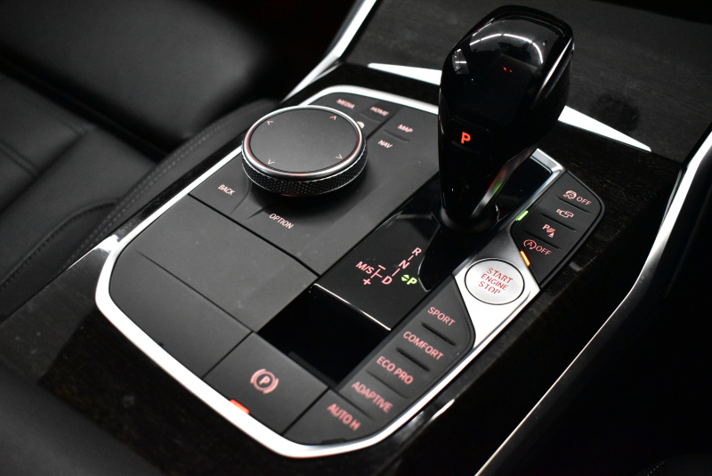 BMW 3シリーズ 330i Mｽﾎﾟｰﾂ 高出力ﾓﾃﾞﾙ  ｲﾉﾍﾞｰｼｮﾝ&ﾌｧｽﾄﾄﾗｯｸ＆ｻｳﾝﾄﾞ＆ﾊｲﾗｲﾝ＆ｺﾝﾌｫｰﾄP ﾋｰﾀｰ付黒革 ACC HUD 可変Mｻｽ 19AW Mｽﾎﾟｰﾂﾌﾞﾚｰｷ ﾗｲﾌﾞｺｯｸﾋﾟｯﾄ ｼﾞｪｽﾁｬｰC付ﾀｯﾁﾊﾟﾈﾙﾅﾋﾞ全周囲ｶﾒﾗ ｱｯﾌﾟﾙｶｰﾌﾟﾚｲ 電動ﾄﾗﾝｸ 2年保証