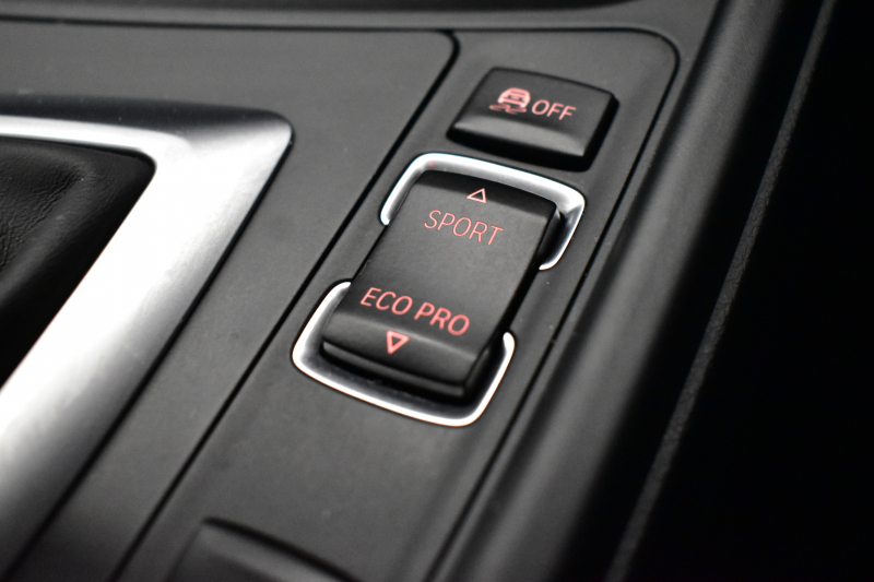 BMW 3シリーズ 320dﾂｰﾘﾝｸﾞ Mｽﾎﾟｰﾂｴﾃﾞｨｼｮﾝｼｬﾄﾞｰ LCI後期限定 ﾋｰﾀｰ付黒革 専用ﾀﾞｰｸLEDﾍｯﾄﾞﾗｲﾄ&ﾃｰﾙ 液晶ﾒｰﾀｰ 追従ACC ﾀｯﾁﾊﾟﾈﾙHDDﾅﾋﾞ 車線変更&逸脱&歩行者警告 衝突軽減ﾌﾞﾚｰｷ  19AW 電動Rｹﾞｰﾄ 前後PDC Bｶﾒﾗ  2年保証