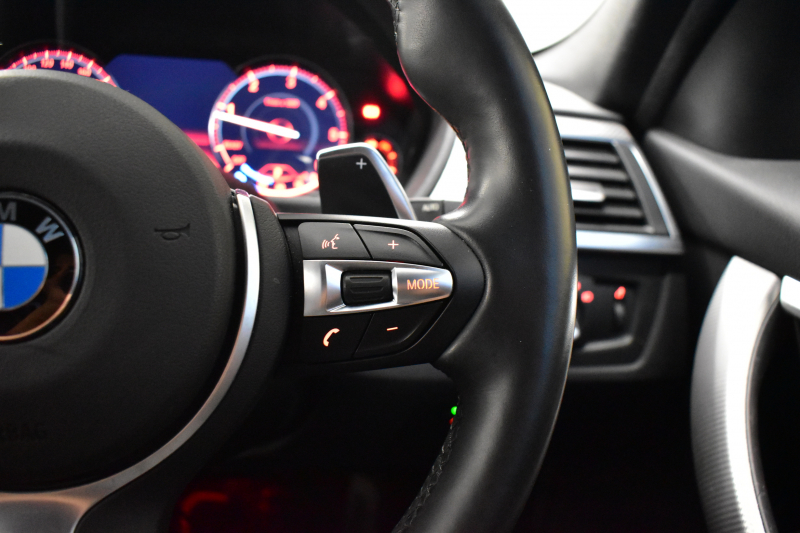 BMW 3シリーズ 320dﾂｰﾘﾝｸﾞ Mｽﾎﾟｰﾂｴﾃﾞｨｼｮﾝｼｬﾄﾞｰ LCI後期限定 ﾋｰﾀｰ付黒革 専用ﾀﾞｰｸLEDﾍｯﾄﾞﾗｲﾄ&ﾃｰﾙ 液晶ﾒｰﾀｰ 追従ACC ﾀｯﾁﾊﾟﾈﾙHDDﾅﾋﾞ 車線変更&逸脱&歩行者警告 衝突軽減ﾌﾞﾚｰｷ  19AW 電動Rｹﾞｰﾄ 前後PDC Bｶﾒﾗ  2年保証