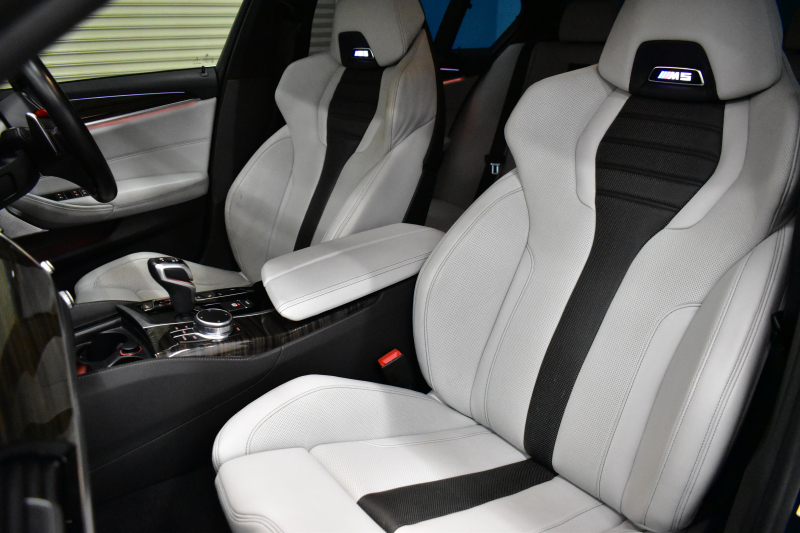 BMW Mシリーズ M5 V8ﾂｲﾝﾀｰﾎﾞ600馬力 MxDrive ｺﾝﾌｫｰﾄP  Bowers＆Wilkinsﾀﾞｲﾔﾓﾝﾄﾞｻﾗｳﾝﾄﾞｻｳﾝﾄﾞｼｽﾃﾑ 全席ﾋｰﾀｰ&前席ﾍﾞﾝﾁﾚｰｼｮﾝ&ﾏｯｻｰｼﾞ付白革 ｽﾃｱﾘﾝｸﾞﾋｰﾀｰ ｱﾝﾋﾞｴﾝﾄｴｱP  追従ACC LCW LEDﾍｯﾄﾞﾗｲﾄ HUD 液晶ﾒｰﾀｰ 3Dﾋﾞｭｰ 20AW 2年保証