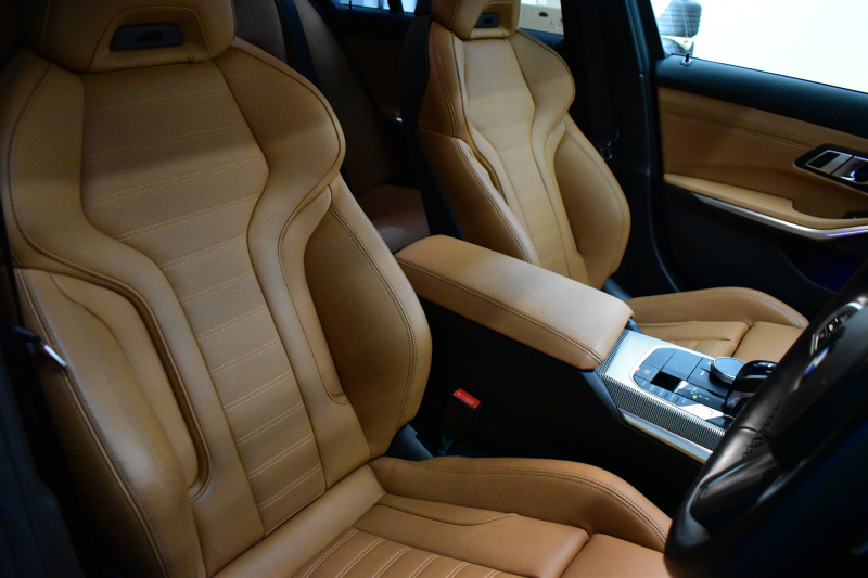 BMW 3シリーズ M340i Xﾄﾞﾗｲﾌﾞ ﾋｰﾀｰ付茶革Mｽﾎﾟｰﾂｼｰﾄ ｲﾉﾍﾞｰｼｮﾝP 全周囲ｶﾒﾗ 電動ﾄﾗﾝｸ ﾚｰｻﾞｰLEDﾗｲﾄ ACC HUD 可変Mｻｽ 19AW Mｽﾎﾟｰﾂﾌﾞﾚｰｷ&ﾃﾞﾌ ｼﾞｪｽﾁｬｰC付ﾀｯﾁﾊﾟﾈﾙﾅﾋﾞﾊｰﾏﾝｶｰﾄﾞﾝ ﾜｲﾔﾚｽ充電 側面衝突&車線変更&逸脱警告 2年保証