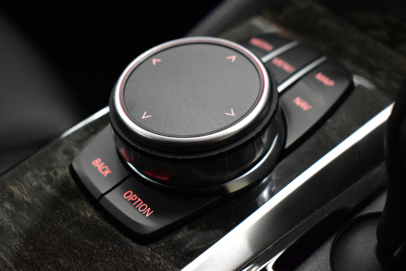 BMW 6シリーズ 630iｸﾞﾗﾝﾂｰﾘｽﾓ Mｽﾎﾟｰﾂ ﾊﾟﾉﾗﾏｻﾝﾙｰﾌ 全席ﾋｰﾀｰ付黒革 全面液晶ﾒｰﾀｰ ﾊｰﾏﾝｶｰﾄﾞﾝ 4ｿﾞｰﾝAC LEDﾍｯﾄﾞﾗｲﾄ 追従ACC HUD 衝突軽減ﾌﾞﾚｰｷ 車線変更&逸脱&歩行者警告 ﾀｯﾁﾊﾟﾈﾙﾅﾋﾞ全周囲ｶﾒﾗ3Dﾋﾞｭｰ 電動Rｹﾞｰﾄ 2年保証