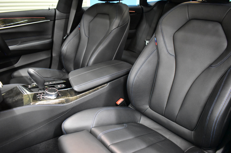 BMW 6シリーズ 630iｸﾞﾗﾝﾂｰﾘｽﾓ Mｽﾎﾟｰﾂ ﾊﾟﾉﾗﾏｻﾝﾙｰﾌ 全席ﾋｰﾀｰ付黒革 全面液晶ﾒｰﾀｰ ﾊｰﾏﾝｶｰﾄﾞﾝ 4ｿﾞｰﾝAC LEDﾍｯﾄﾞﾗｲﾄ 追従ACC HUD 衝突軽減ﾌﾞﾚｰｷ 車線変更&逸脱&歩行者警告 ﾀｯﾁﾊﾟﾈﾙﾅﾋﾞ全周囲ｶﾒﾗ3Dﾋﾞｭｰ 電動Rｹﾞｰﾄ 2年保証