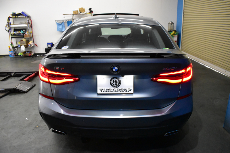 BMW 6シリーズ 630iｸﾞﾗﾝﾂｰﾘｽﾓ Mｽﾎﾟｰﾂ ﾊﾟﾉﾗﾏｻﾝﾙｰﾌ 全席ﾋｰﾀｰ付黒革 全面液晶ﾒｰﾀｰ ﾊｰﾏﾝｶｰﾄﾞﾝ 4ｿﾞｰﾝAC LEDﾍｯﾄﾞﾗｲﾄ 追従ACC HUD 衝突軽減ﾌﾞﾚｰｷ 車線変更&逸脱&歩行者警告 ﾀｯﾁﾊﾟﾈﾙﾅﾋﾞ全周囲ｶﾒﾗ3Dﾋﾞｭｰ 電動Rｹﾞｰﾄ 2年保証