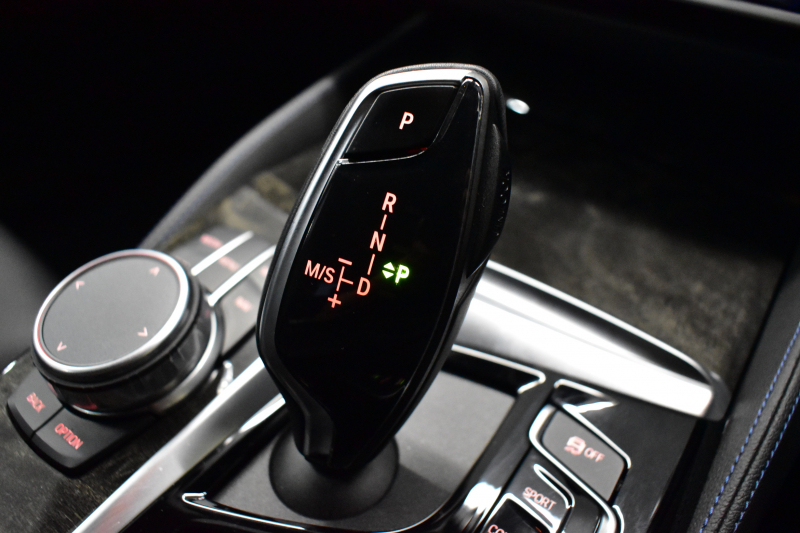 BMW 6シリーズ 630iｸﾞﾗﾝﾂｰﾘｽﾓ Mｽﾎﾟｰﾂ ﾊﾟﾉﾗﾏｻﾝﾙｰﾌ 全席ﾋｰﾀｰ付黒革 全面液晶ﾒｰﾀｰ ﾊｰﾏﾝｶｰﾄﾞﾝ 4ｿﾞｰﾝAC LEDﾍｯﾄﾞﾗｲﾄ 追従ACC HUD 衝突軽減ﾌﾞﾚｰｷ 車線変更&逸脱&歩行者警告 ﾀｯﾁﾊﾟﾈﾙﾅﾋﾞ全周囲ｶﾒﾗ3Dﾋﾞｭｰ 電動Rｹﾞｰﾄ 2年保証