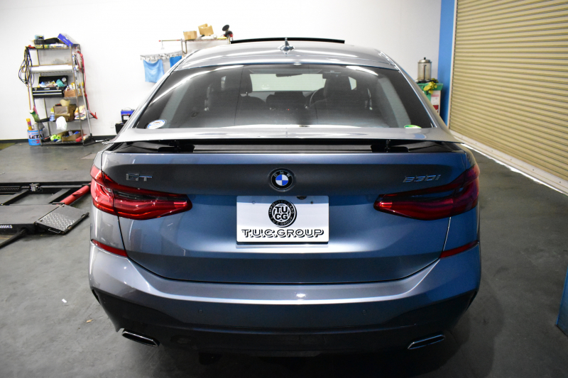 BMW 6シリーズ 630iｸﾞﾗﾝﾂｰﾘｽﾓ Mｽﾎﾟｰﾂ ﾊﾟﾉﾗﾏｻﾝﾙｰﾌ 全席ﾋｰﾀｰ付黒革 全面液晶ﾒｰﾀｰ ﾊｰﾏﾝｶｰﾄﾞﾝ 4ｿﾞｰﾝAC LEDﾍｯﾄﾞﾗｲﾄ 追従ACC HUD 衝突軽減ﾌﾞﾚｰｷ 車線変更&逸脱&歩行者警告 ﾀｯﾁﾊﾟﾈﾙﾅﾋﾞ全周囲ｶﾒﾗ3Dﾋﾞｭｰ 電動Rｹﾞｰﾄ 2年保証