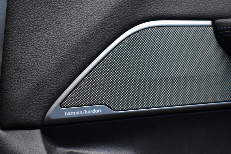 BMW 6シリーズ 630iｸﾞﾗﾝﾂｰﾘｽﾓ Mｽﾎﾟｰﾂ ﾊﾟﾉﾗﾏｻﾝﾙｰﾌ 全席ﾋｰﾀｰ付黒革 全面液晶ﾒｰﾀｰ ﾊｰﾏﾝｶｰﾄﾞﾝ 4ｿﾞｰﾝAC LEDﾍｯﾄﾞﾗｲﾄ 追従ACC HUD 衝突軽減ﾌﾞﾚｰｷ 車線変更&逸脱&歩行者警告 ﾀｯﾁﾊﾟﾈﾙﾅﾋﾞ全周囲ｶﾒﾗ3Dﾋﾞｭｰ 電動Rｹﾞｰﾄ 2年保証