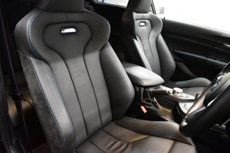 BMW Mシリーズ M2 ｺﾝﾍﾟﾃｨｼｮﾝ MDCT 7速DCT LCI後期  ﾊｰﾏﾝｶｰﾄﾞﾝ 専用410馬力ｴﾝｼﾞﾝ LEDﾍｯﾄﾞﾗｲﾄ&ﾃｰﾙ ﾋｰﾀｰ付黒革 ﾀｯﾁﾊﾟﾈﾙHDDﾅﾋﾞBｶﾒﾗ 19AW 衝突軽減ﾌﾞﾚｰｷ 車線逸脱＆歩行者警告  Mｼｰﾄﾍﾞﾙﾄ 2年保証